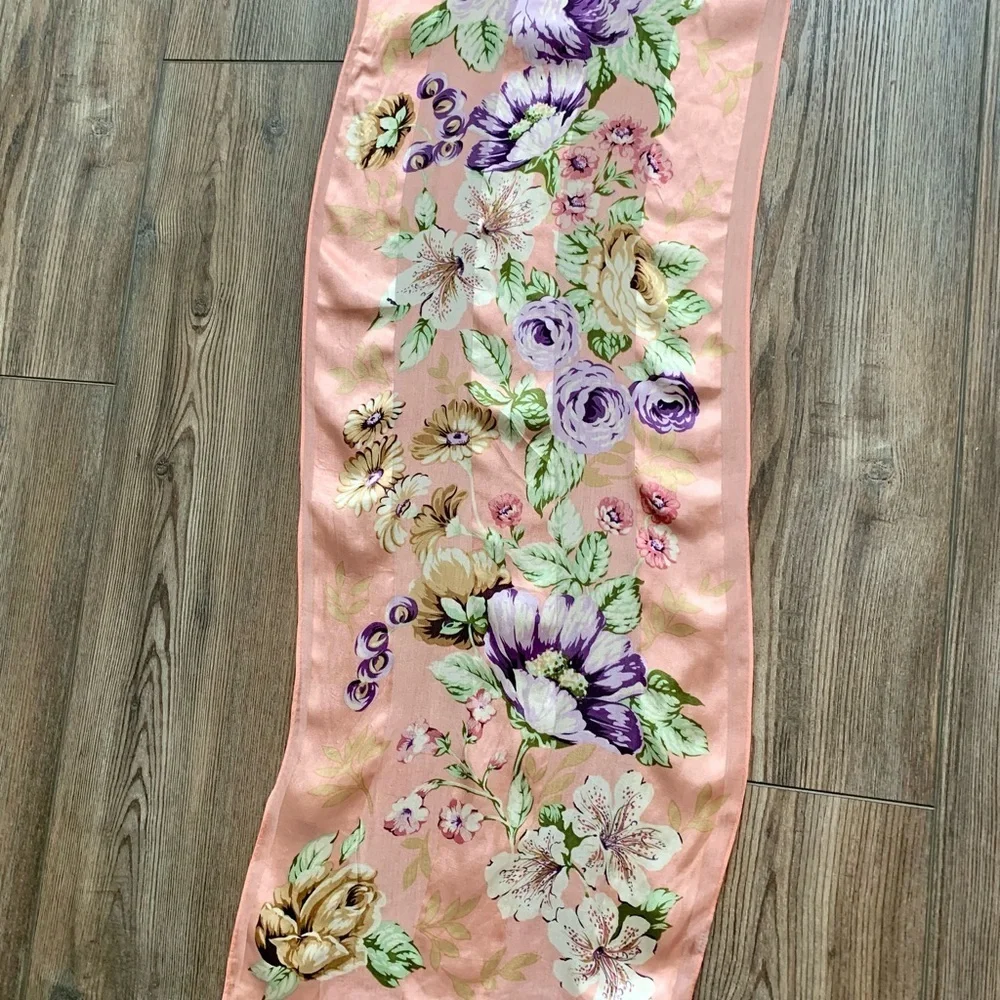 Silk Adrienne Vittadini Scarf 12/52”